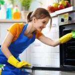 Life Hack: Oven Cleaning Without Toxic Chemicals